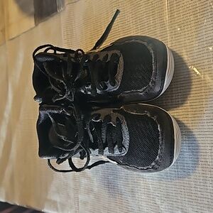 Asics wrestling shoes